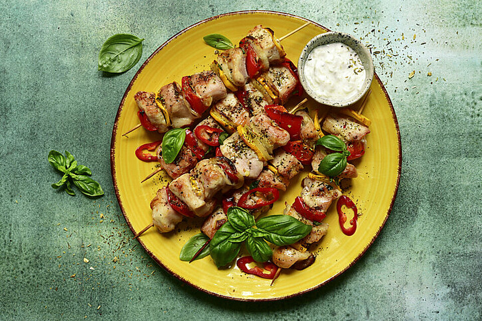 6 homemade sausjes voor bij de barbecue Barbecue spiesjes met een sausje